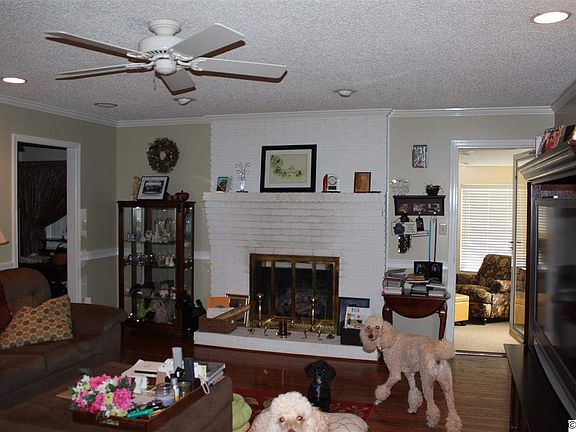 4th image of 1605 Forest Dr