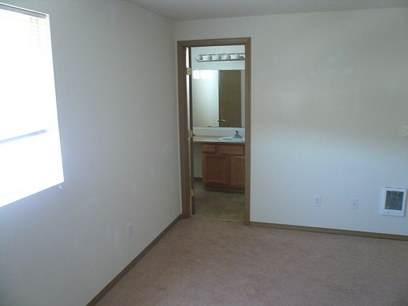 4th image of 15305 41st Ave E