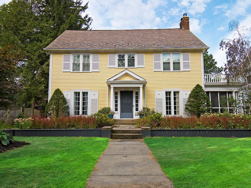 1st image of 2346 Tudor Dr