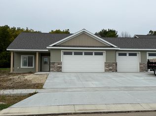 810 3rd Ave NW, Pine Island, MN 55963