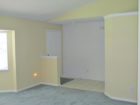 5th image of 3229 Lago Vista Dr
