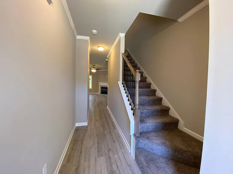 3642 Acorn Dr — Photo 6