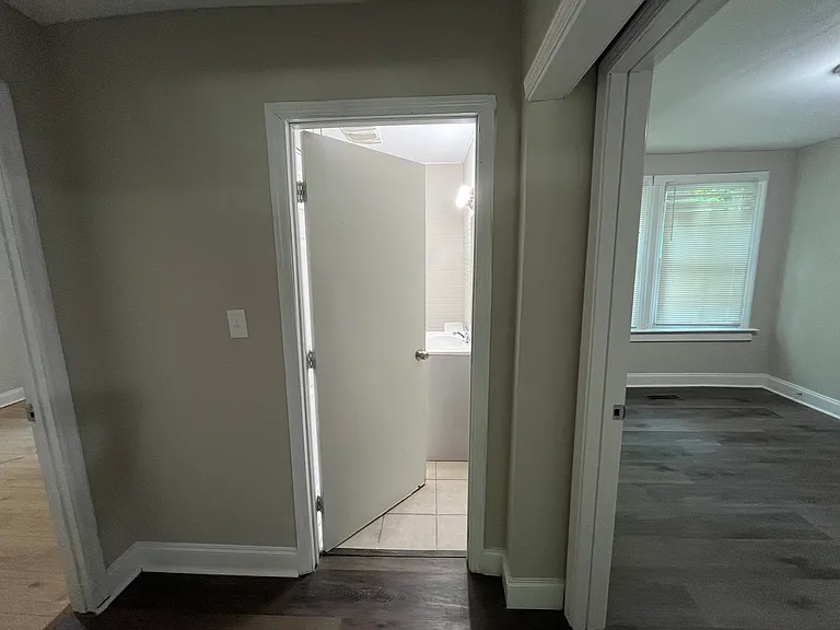 3905 Robinson Rd — Photo 10