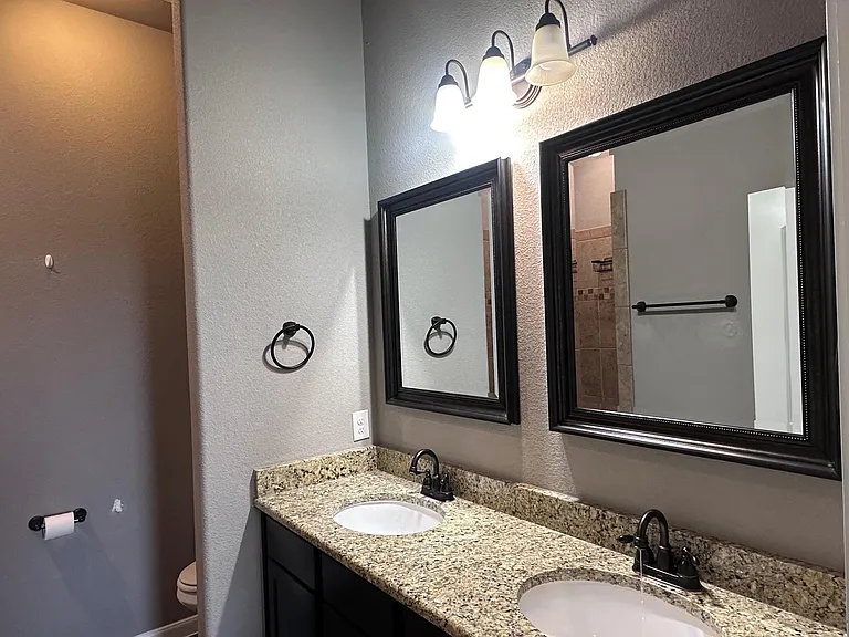 200 Mauna Kea Ln #B — Photo 11