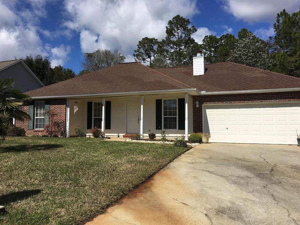 1st image of 15056 Parkwood Dr N