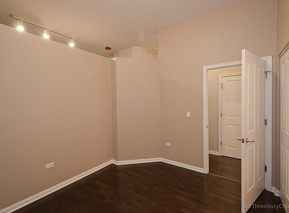 5th image of 1464 S Michigan Ave APT 702