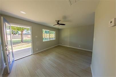 4th image of 4221 N 20th St APT 8