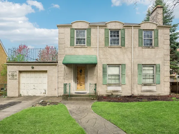 6526 N Ponchartrain Blvd, Chicago, IL 60646
