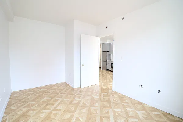 Rented by Corcoran | media 21