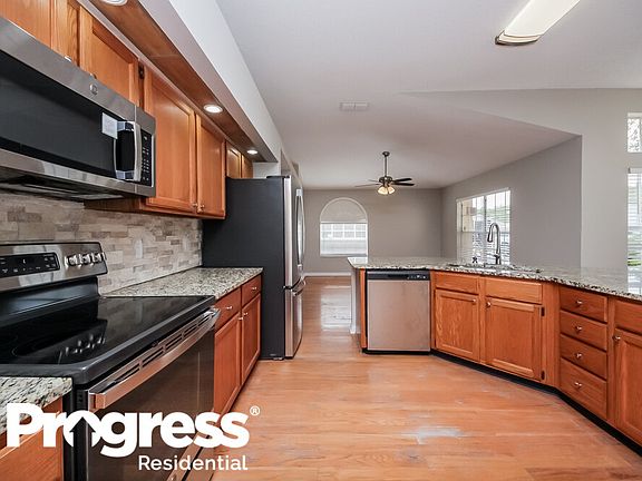 5th image of 1418 Wood Violet Dr