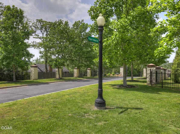 3 Eagle Valley Estates Flat Dr #2, Joplin, MO 64804