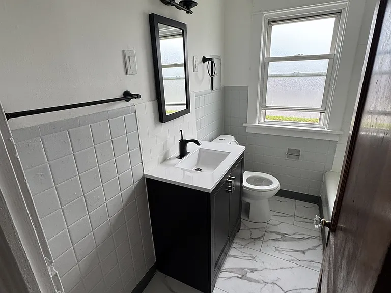 1363 Kensington Ave #1 — Photo 14