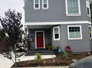 1033 57th St, Oakland, CA 94608