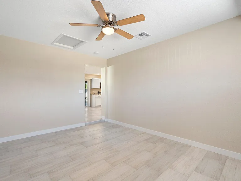 3120 W Columbine Dr — Photo 18