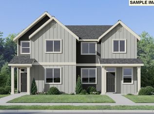 1047 Cardinal St #HS65, Woodburn, OR 97071