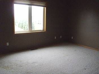 2nd image of 512 Robert Ct