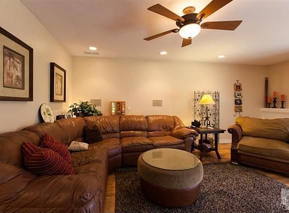5th image of 1055 McHugh Ct