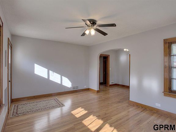 4th image of 1516 2nd Ave