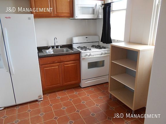 3rd image of 505 21st St APT 5
