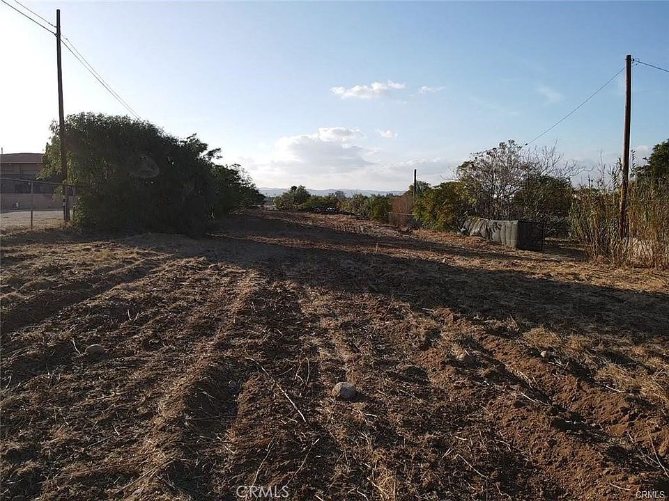 2nd image of 1775 Acre St