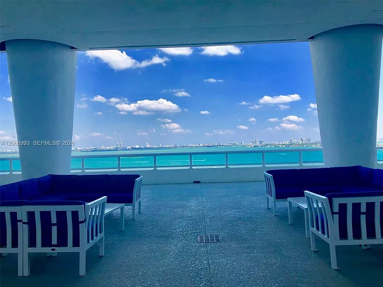 1800 N Bayshore Dr #4209 — Photo 69