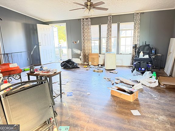 4th image of 109 Alview Dr