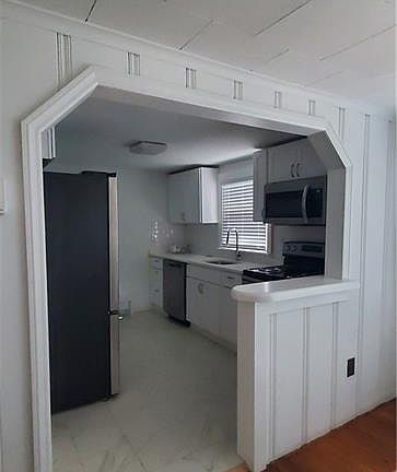 4th image of 2638 Shore Dr #B