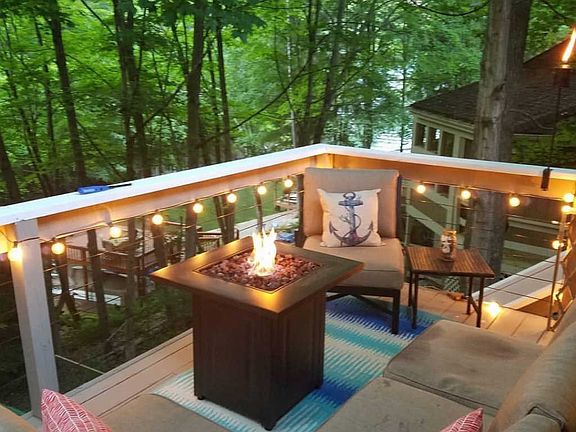 4th image of 531 Greenacre Cir