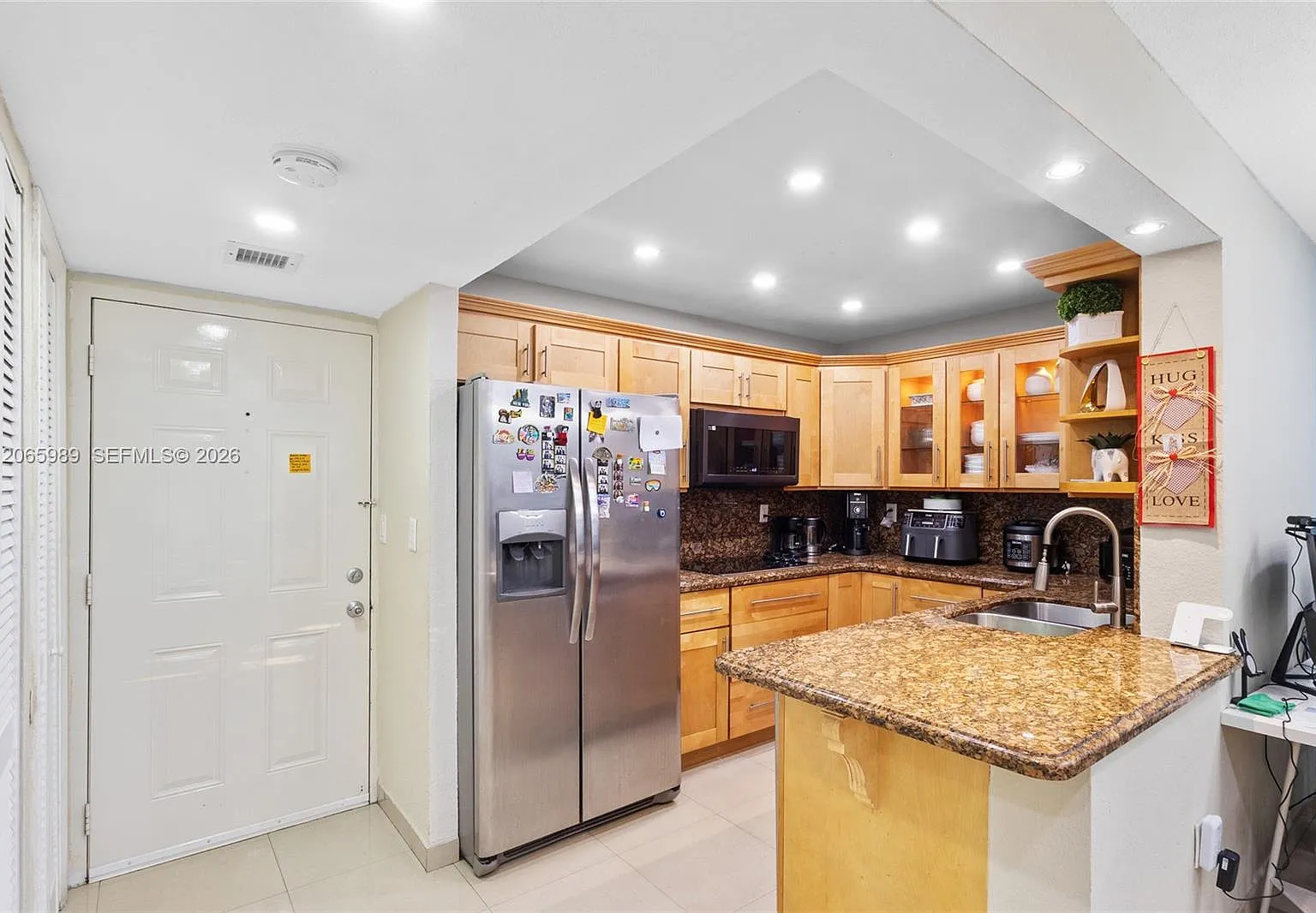 Westland Gardens Condo — Photo 3