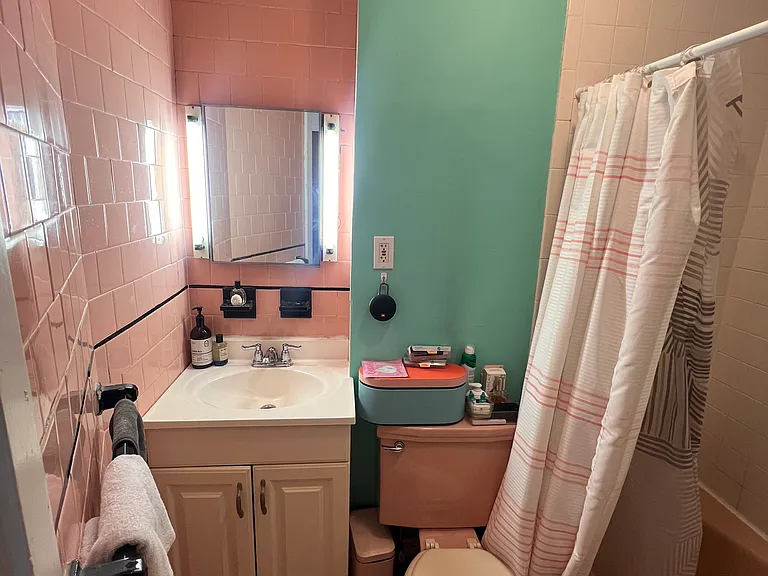 84 W Cedar St #4 — Photo 7