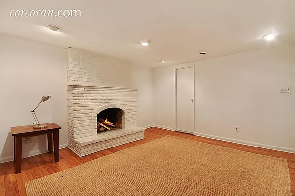 Rented by Corcoran | media 13