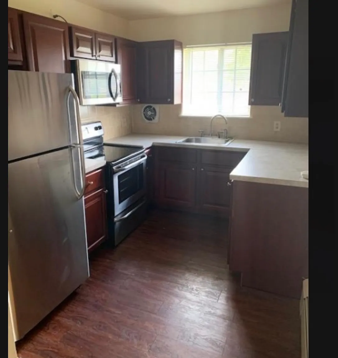 1 bed, $1,595 — Photo 4