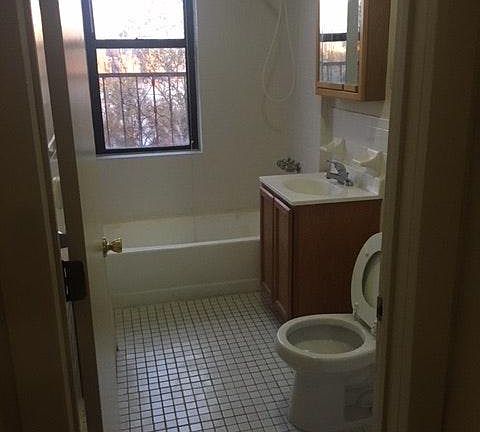 3rd image of 6051 Kennedy Blvd E APT 3C