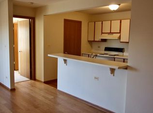1351 Cunat Ct APT 2A, Lake In The Hills, IL 60156