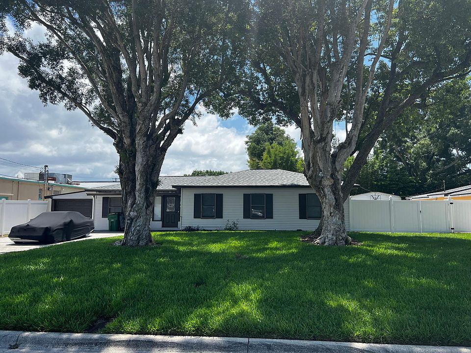 1st image of 106 S Cooper Pl