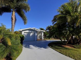 312 173rd Ave E, North Redington Beach, FL 33708