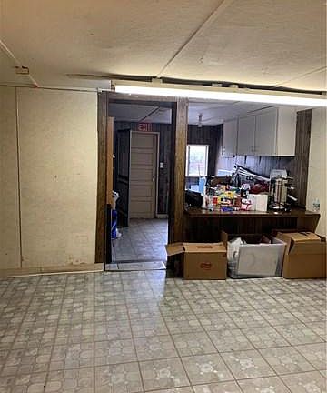 4th image of 9504 S Western Ave