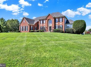 152 Parsons Ln, Newtown, PA 18940