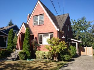 3247 38th Ave SW, Seattle, WA 98126