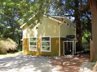 414 40th St, Bellingham, WA 98229