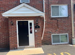 8112 Pine Rd APT 10, Philadelphia, PA 19111