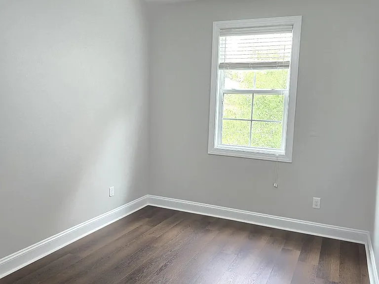 217 Penley Cir — Photo 11