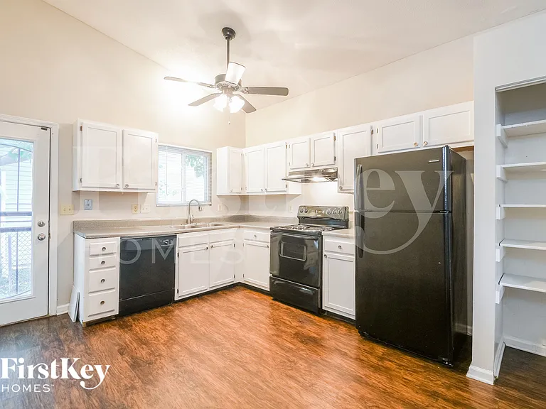 3704 Rock Maple Dr — Photo 7