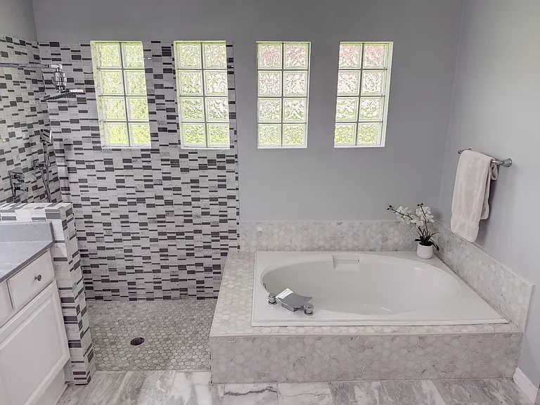 6126 Savoy Cir — Photo 15