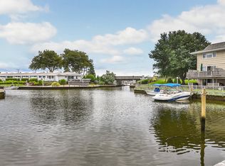 3050 Mitchell Rd, Westhampton Beach, NY 11978