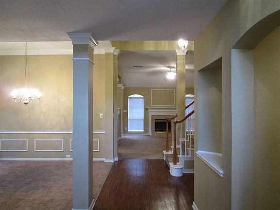 4th image of 8637 Twisted Oaks Way