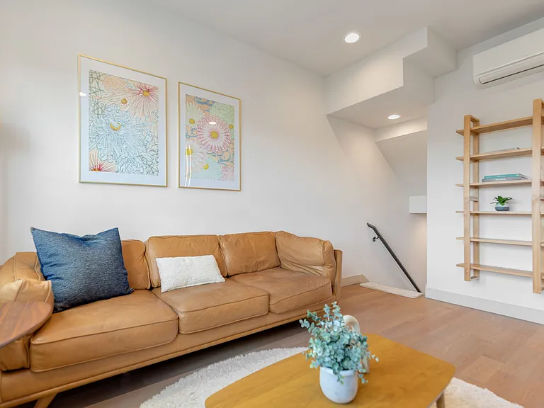 5030 Sand Point Pl NE — Photo 10