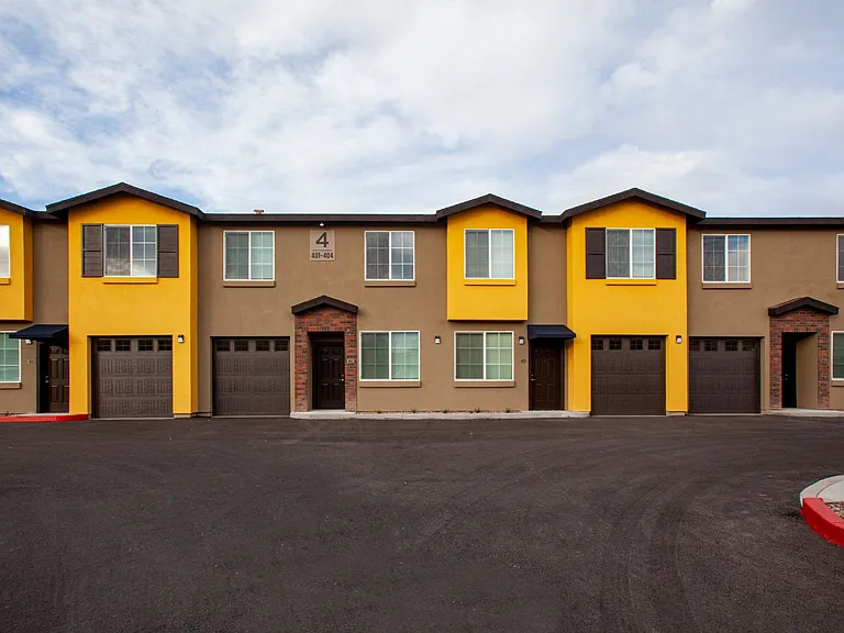 Exterior & LAndscaping