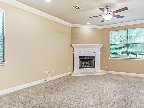5th image of 718 Rembrandt Ct