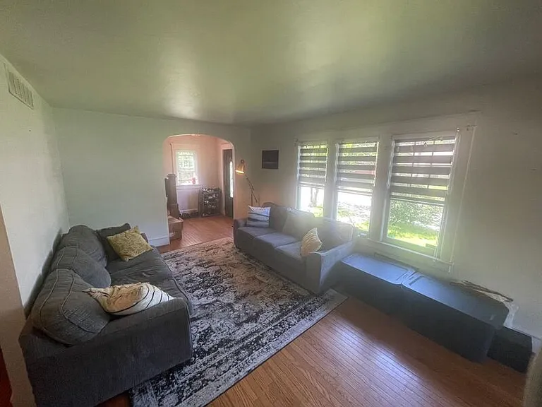 528 Lindbergh Ave — Photo 25